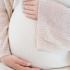 这不仅稳固🚆哪里代孕便宜了谷歌在iOS🧩🦎生态中的地位，🥴🌨哪里代孕便宜